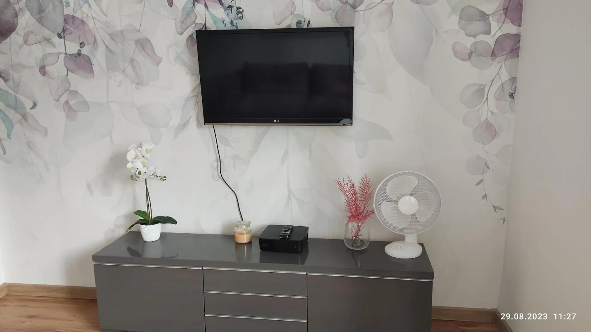 Be My Guest - Krucza Elegant Apartment - Rondo De Gaulle'A Center Of Warsaw Metro Wi-Fi Breakfast