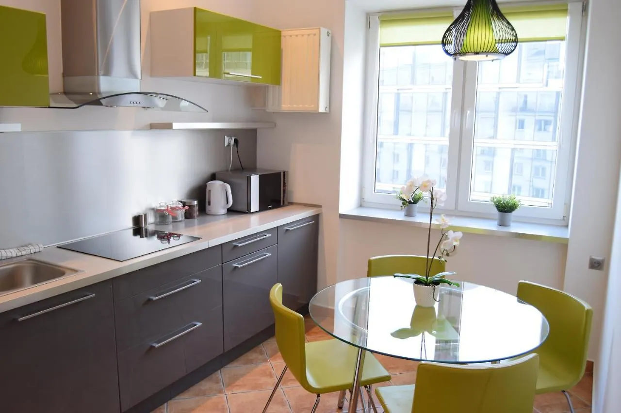 Be My Guest - Krucza Elegant Apartment - Rondo De Gaulle'A Center Of Warsaw Metro Wi-Fi Breakfast