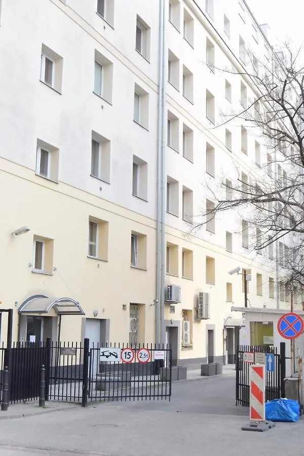 Be My Guest - Krucza Elegant Apartment - Rondo De Gaulle'A Center Of Warsaw Metro Wi-Fi Breakfast